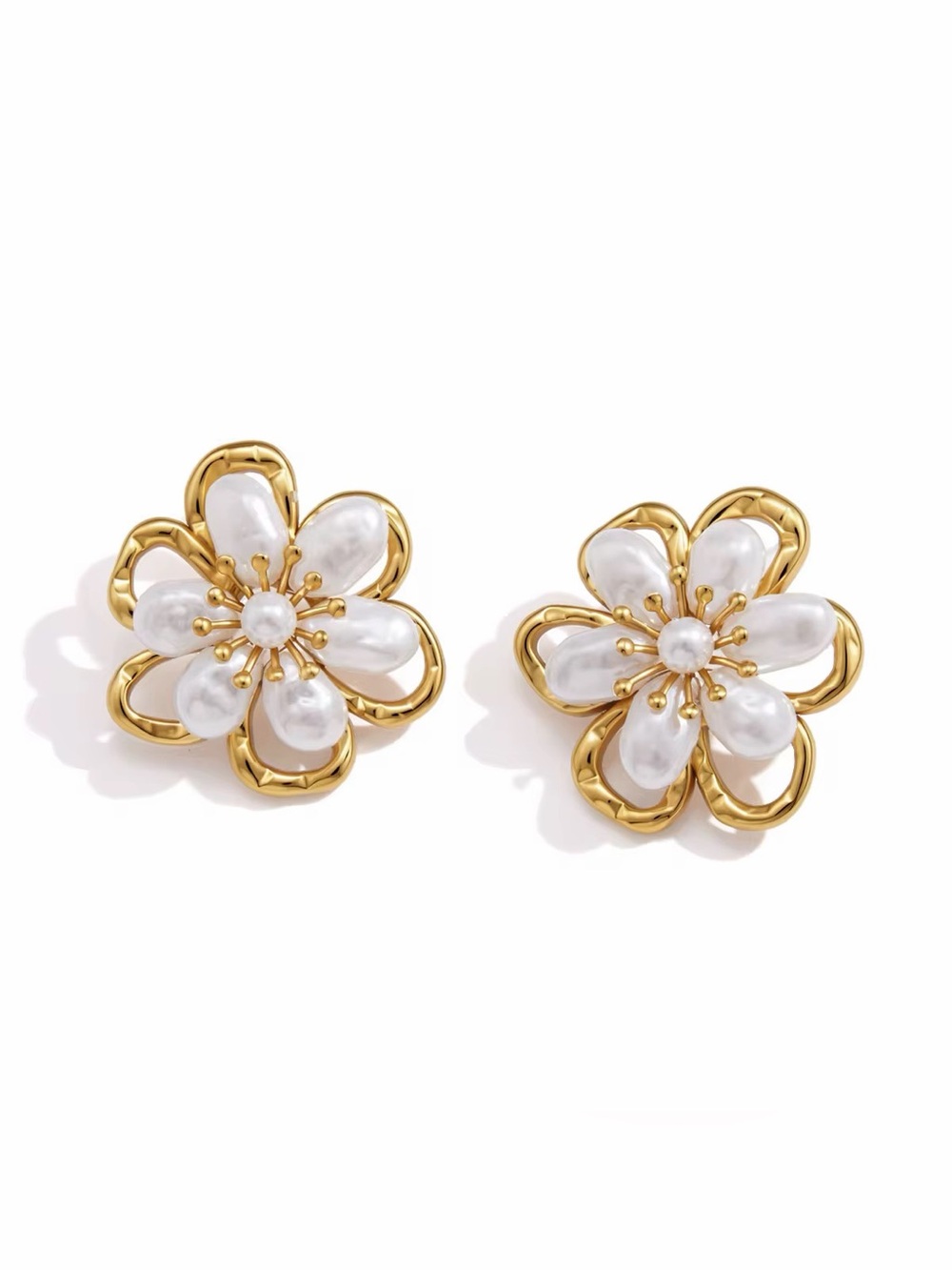 18K Gold Plated White Floral Pearl Stud Earrings